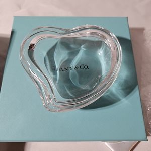 Tiffany & Company lead crystal 4 in. Heart shape trinket and jewelry box